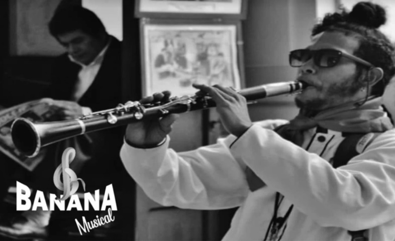 Papayera chirimia banana musical