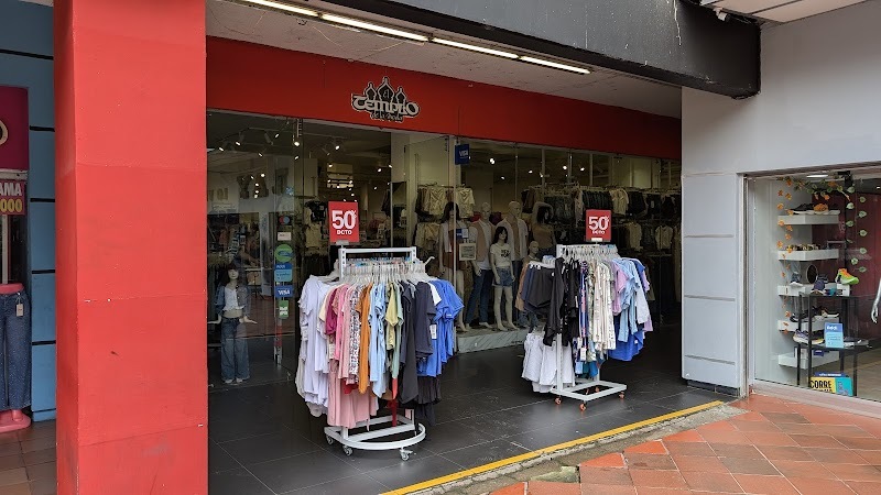 Templo De La Moda Armenia