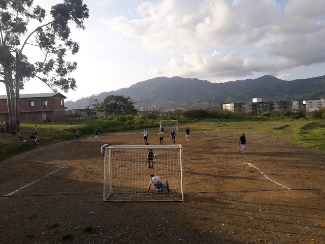 Cancha De Tierra La Sultana