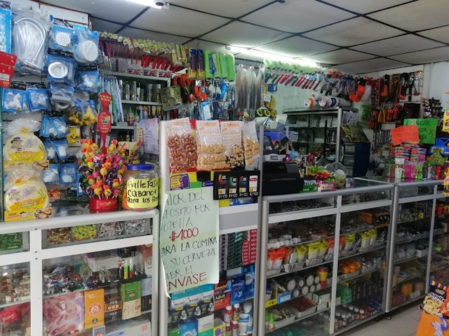 MINIMARKET Y FERRETERÍA JOHAN