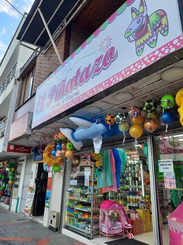 El Piñatazo Fechas y Fiestas