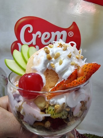 Heladeria Cream Fruit