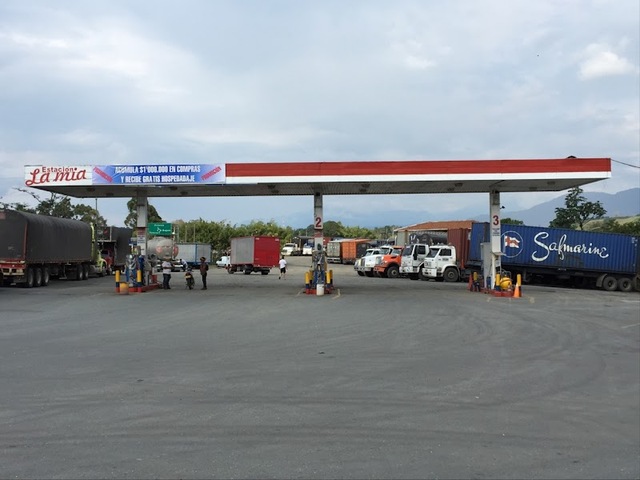 Service Station La Mia