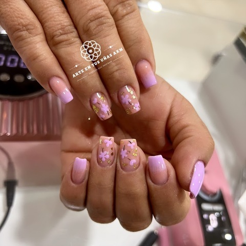 Arte en tus uñas AXM (Spa/Salón de Uñas)