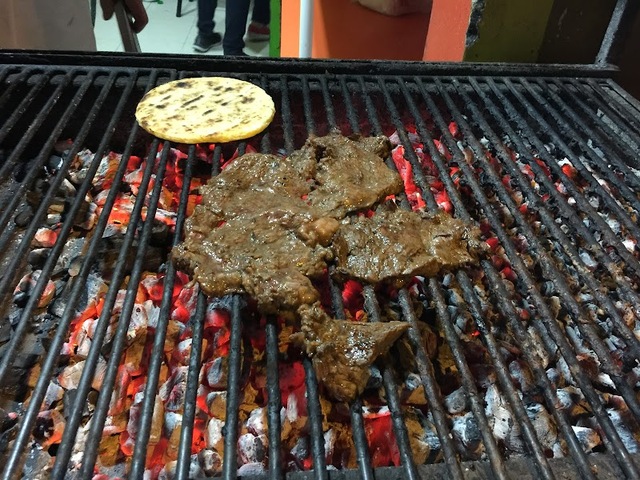 Piqueteadero la brasa paisa