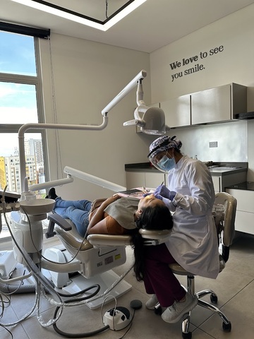 Dra Susana Restrepo (Odontología/Periodoncia e Implantes Dentales)