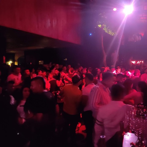 Presidente Speakeasy Club