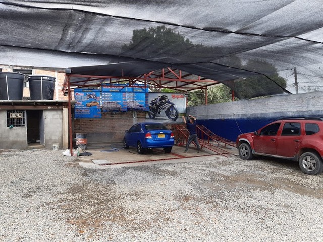 Lavadero de Autos y Motos Campestre