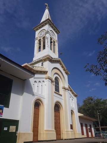 Iglesia Útica - Parroquia Nuestra Señora del Rosario de Chiquinquirá