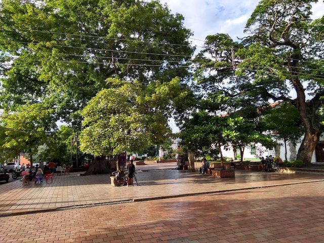 Plaza de Mercado Honda