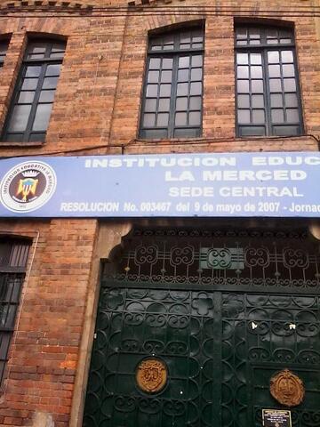 Colegio Policarpa Salavarrieta